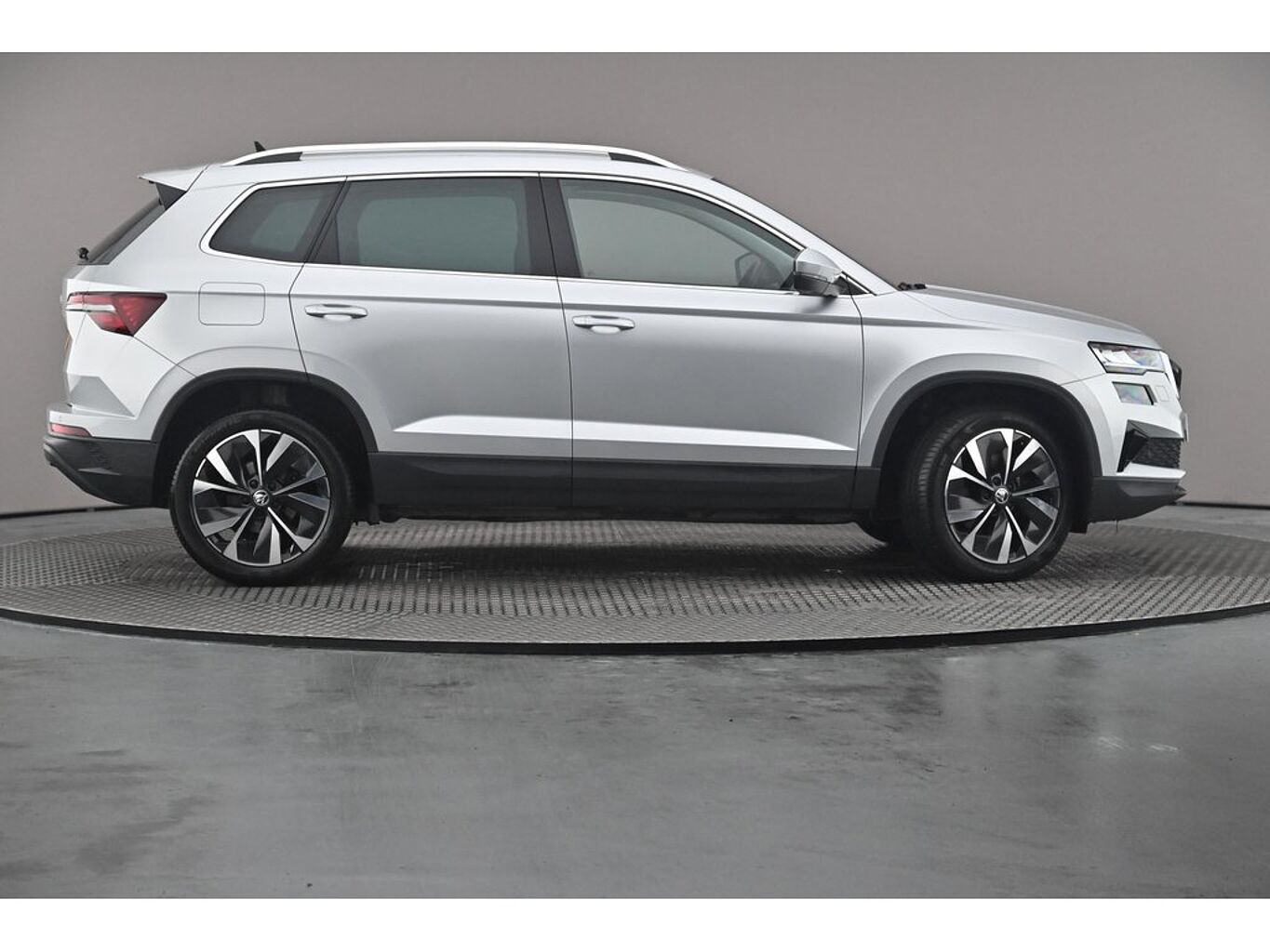 SKODA Karoq SUV 1.5 TSI (150ps) SE L ACT