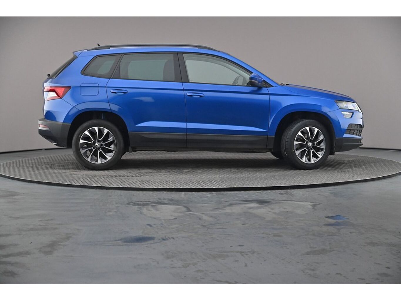 SKODA Karoq SUV 1.0 TSI (116ps) SE Drive