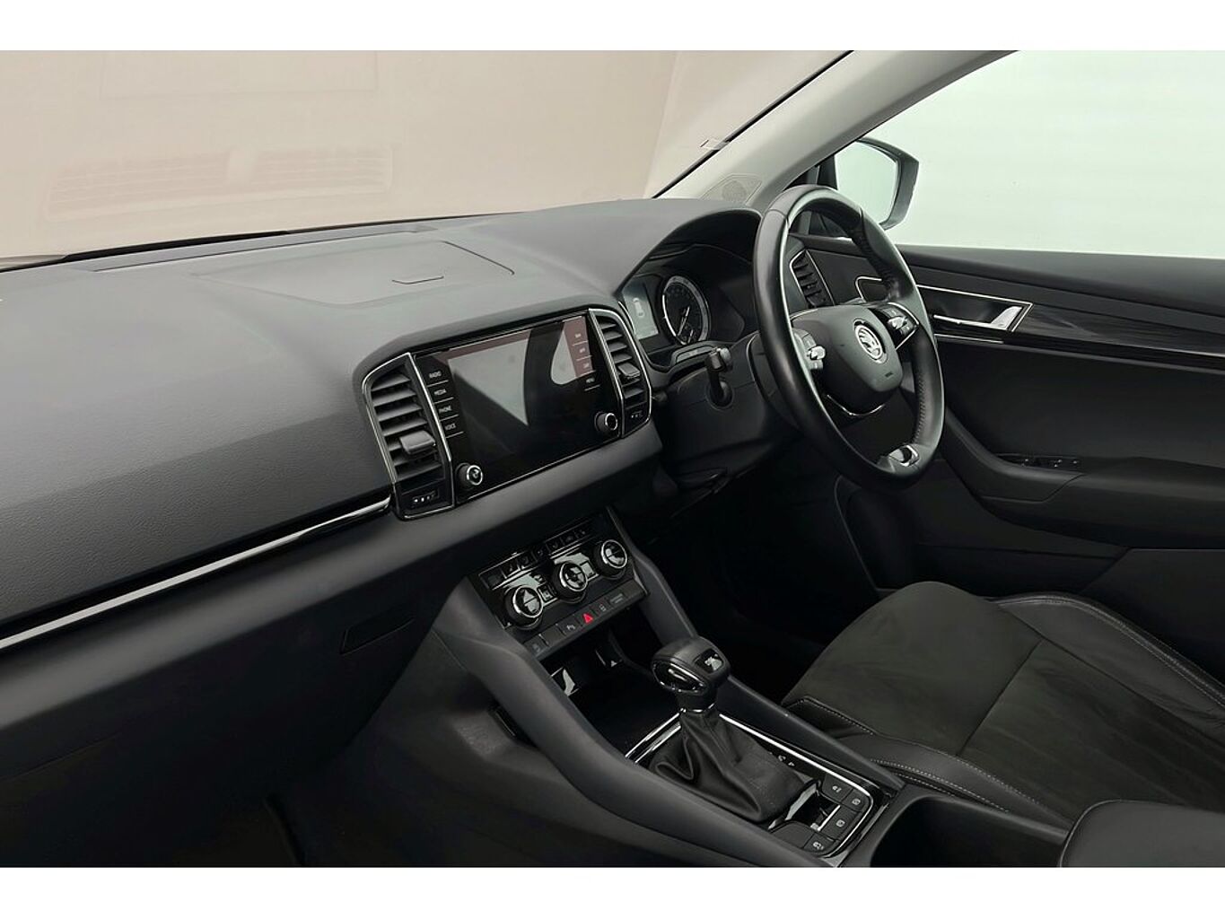 SKODA Karoq SE L 1.5 TSI 150 PS DSG