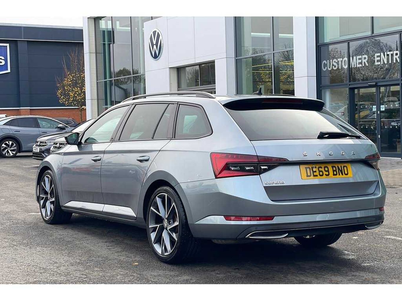 SKODA Superb 2.0 TSI (190ps) SportLine Plus DSG Estate