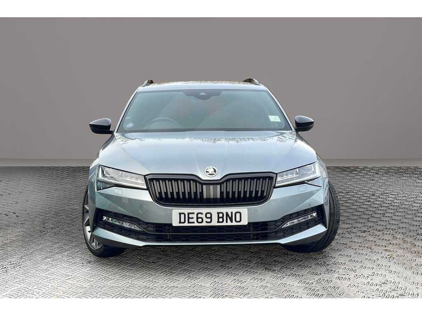 SKODA Superb 2.0 TSI (190ps) SportLine Plus DSG Estate