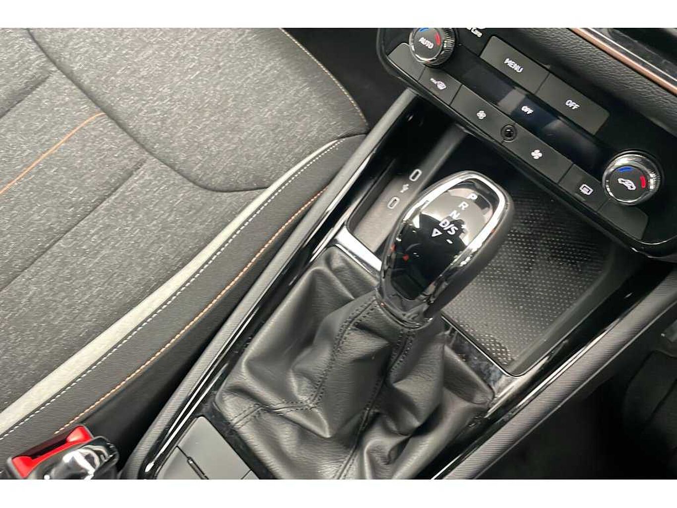 SKODA Kamiq SE L 1.0 TSI 116 PS DSG