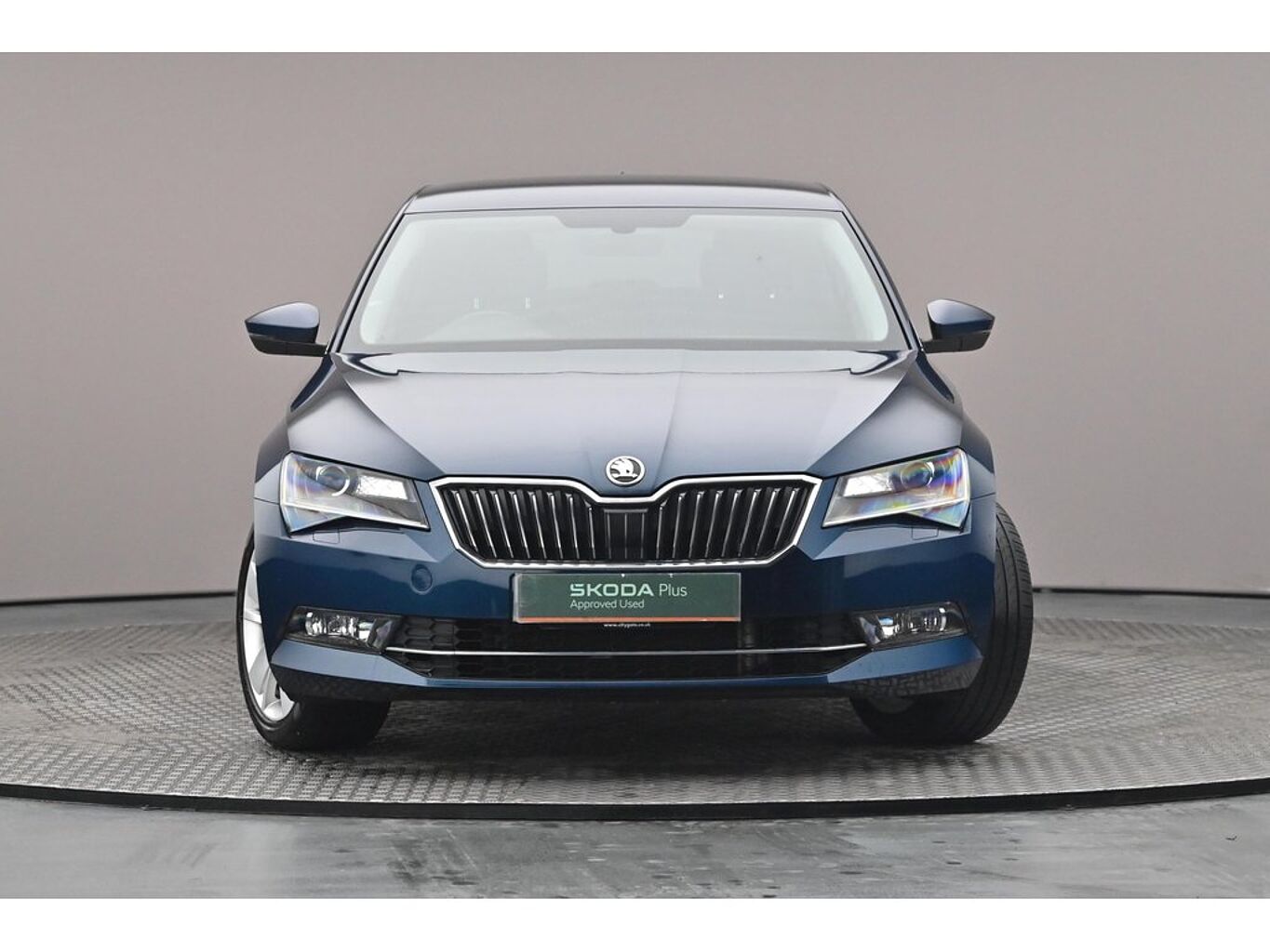 SKODA Superb Hatch SE L Executive 2.0 TSI 220 PS DSG