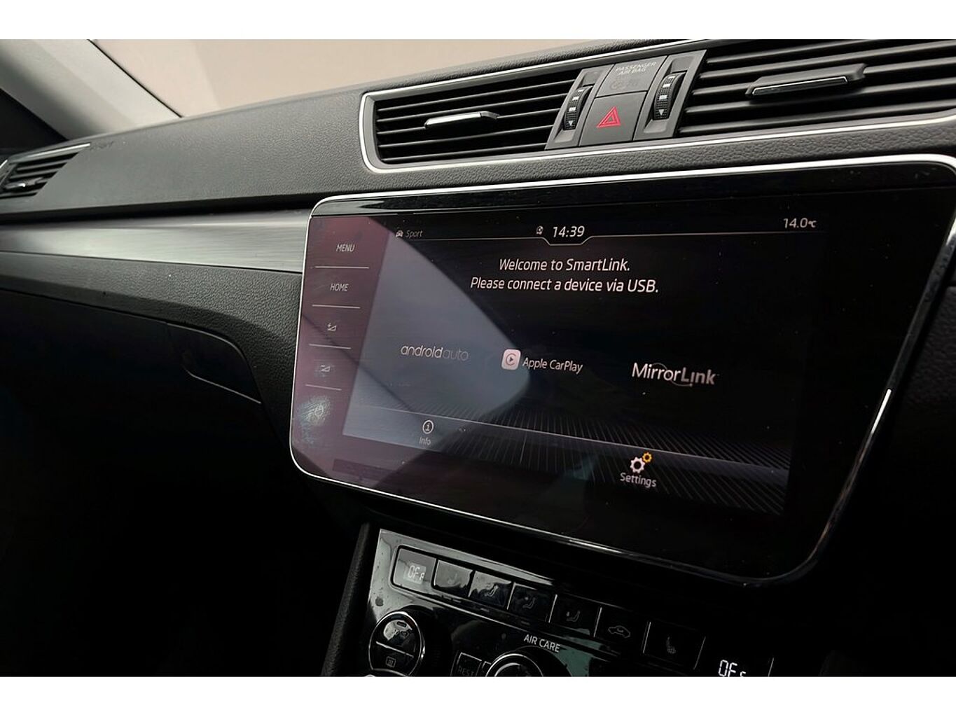 SKODA Superb Hatch SE L Executive 2.0 TSI 220 PS DSG