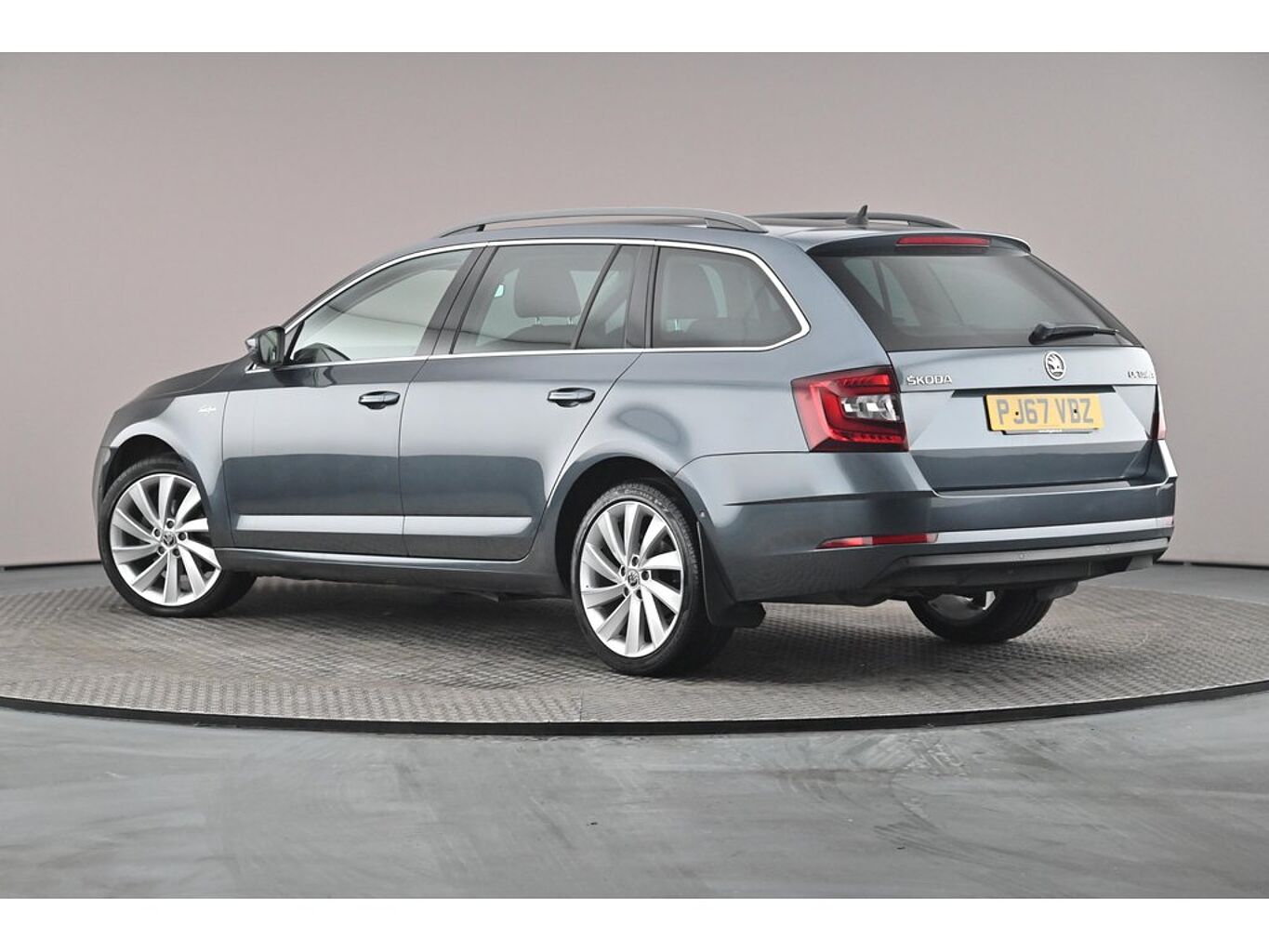 SKODA Octavia Estate L&K 2.0 TDI 150 PS DSG