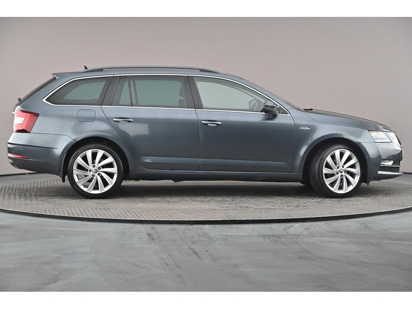 SKODA Octavia Estate L&K 2.0 TDI 150 PS DSG