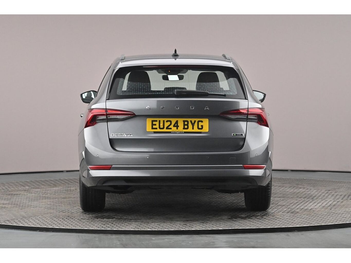 SKODA Octavia Estate SE 1.0 TSI e-TEC 110 PS DSG