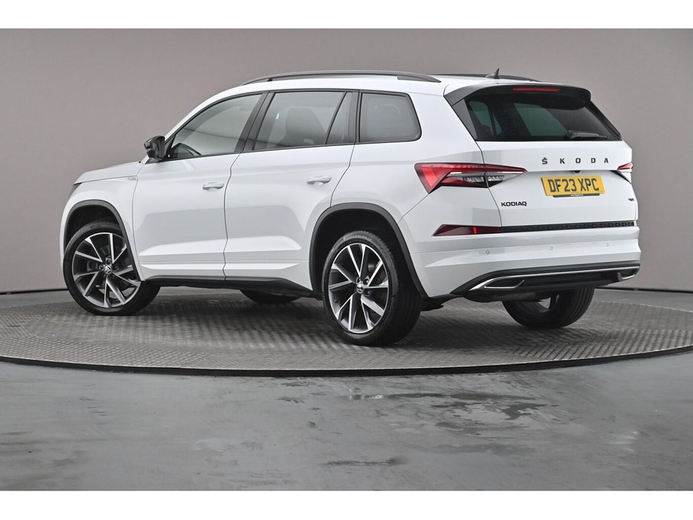 SKODA Kodiaq SportLine (7 seats) 2.0 TDI 200 PS 4x4 DSG