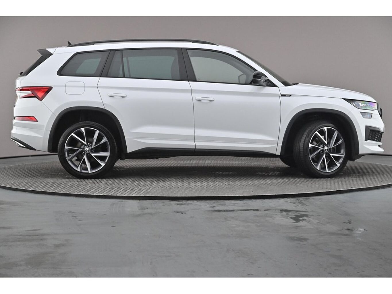 SKODA Kodiaq SportLine (7 seats) 2.0 TDI 200 PS 4x4 DSG