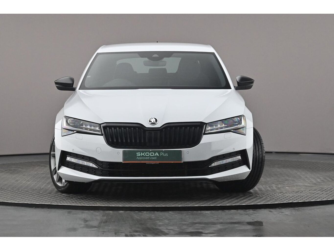 SKODA Superb Hatch Sportline Plus 2.0 TSI 190 PS DSG