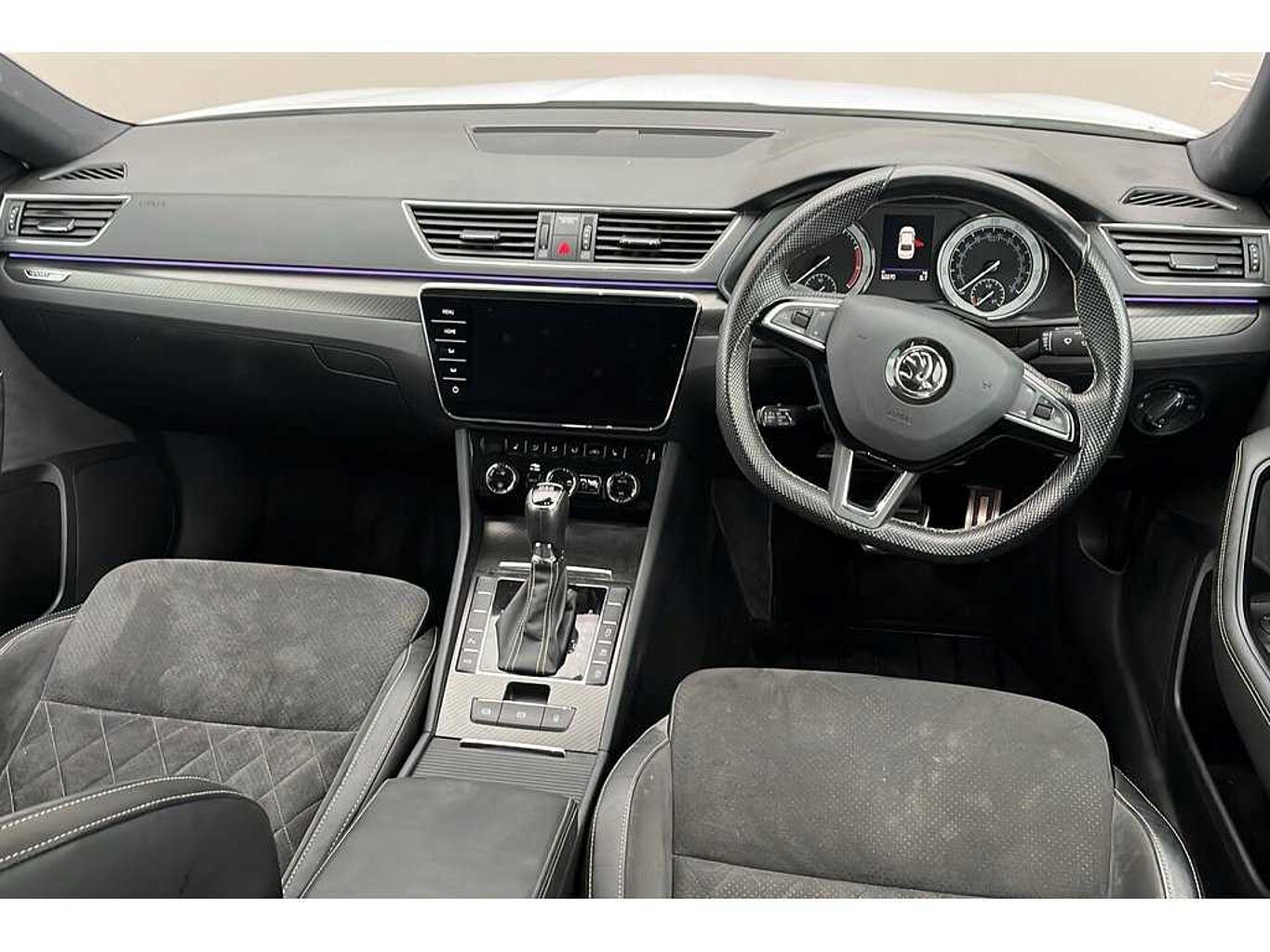 SKODA Superb Hatch Sportline Plus 2.0 TSI 190 PS DSG