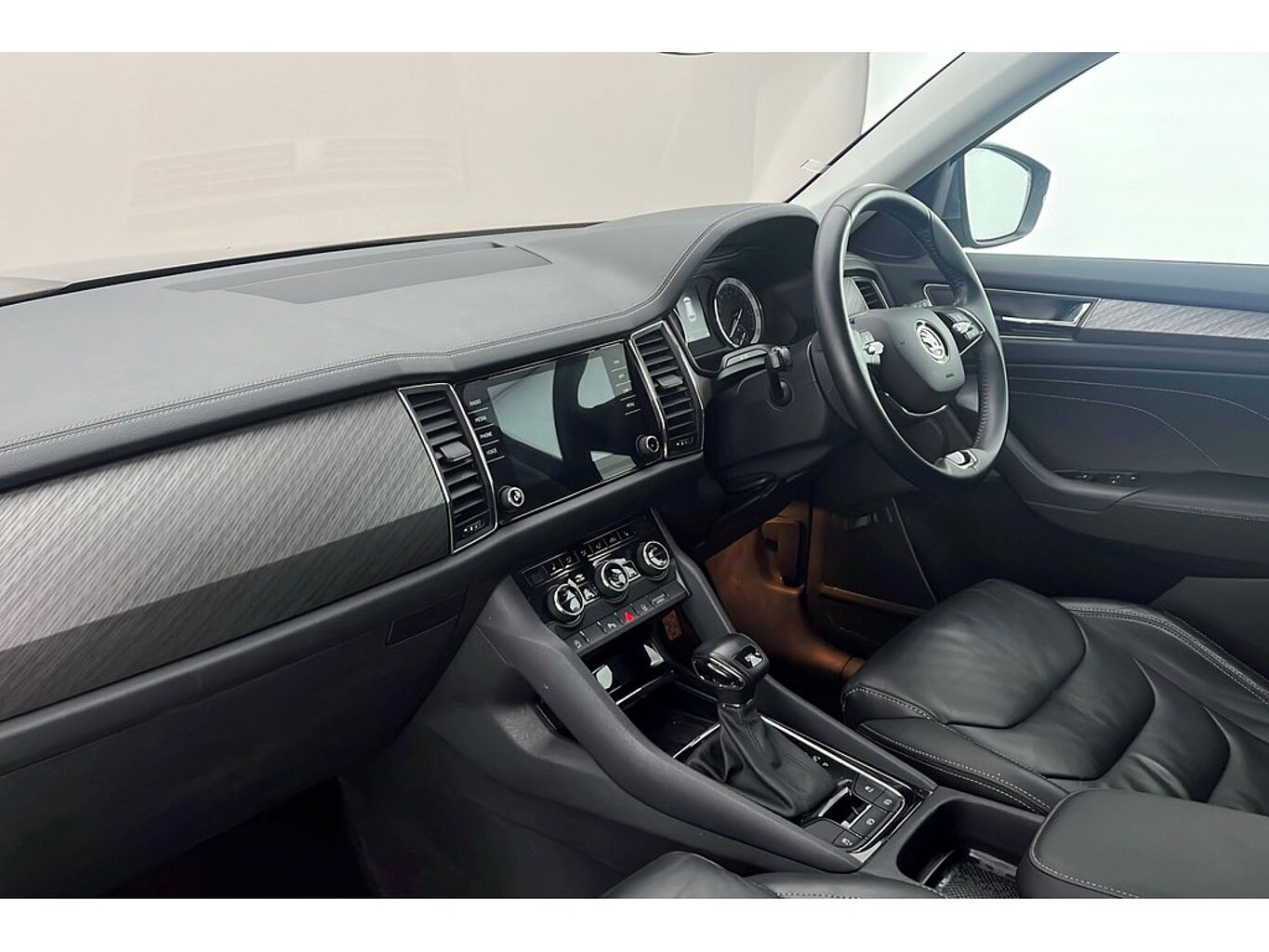 SKODA Kodiaq SE L Executive 1.5 TSI 150 PS DSG