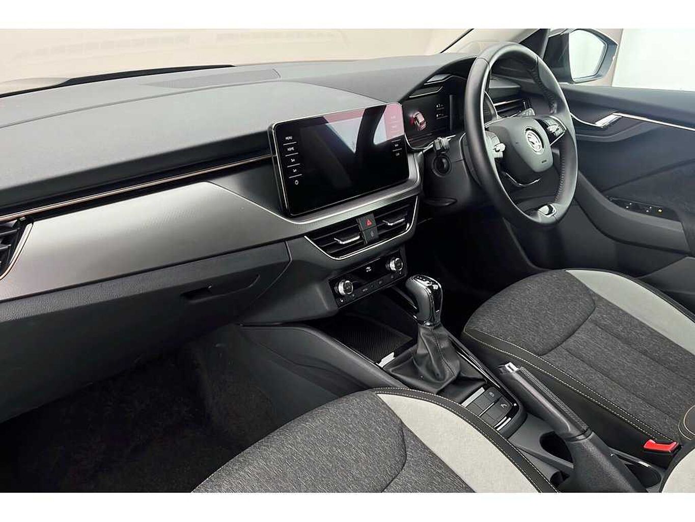 SKODA Kamiq SE L Executive 1.0 TSI 110 PS DSG