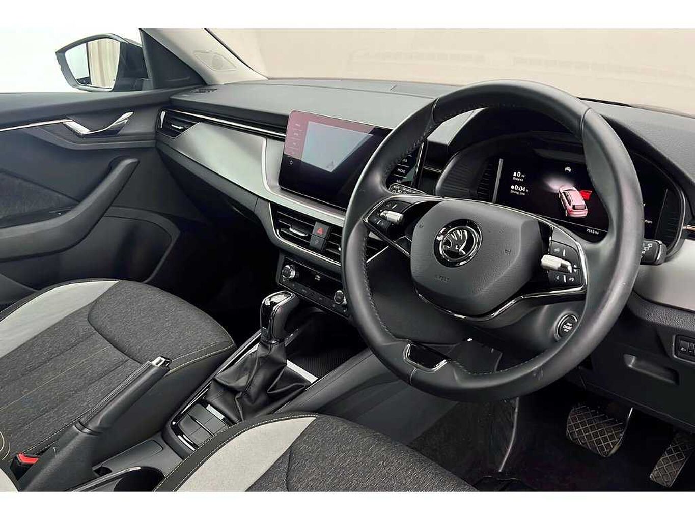 SKODA Kamiq SE L Executive 1.0 TSI 110 PS DSG