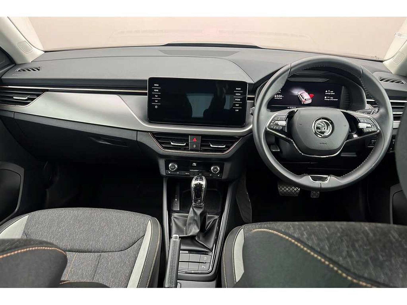 SKODA Kamiq SE L Executive 1.0 TSI 110 PS DSG