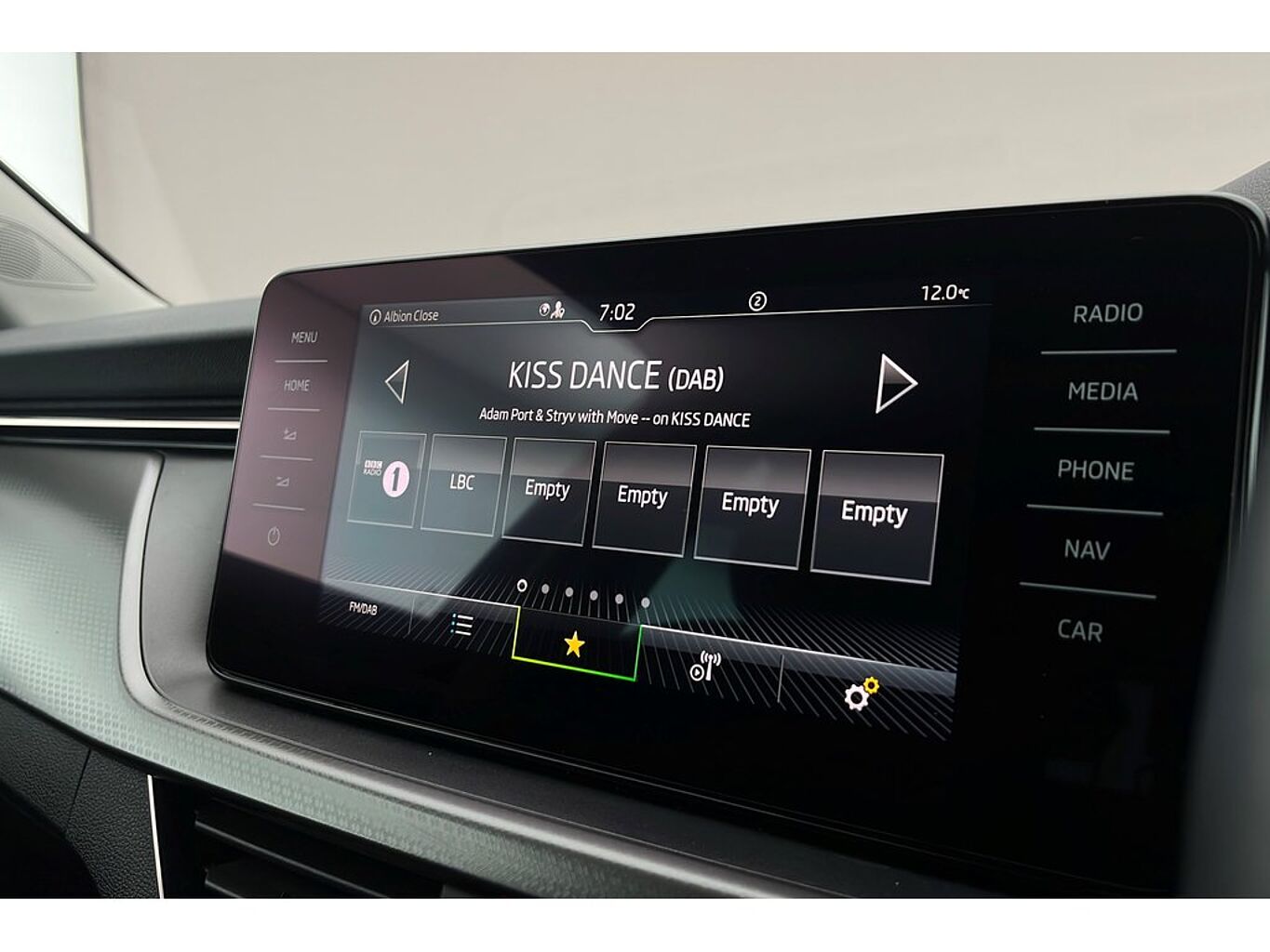 SKODA Kamiq SE L Executive 1.0 TSI 110 PS DSG
