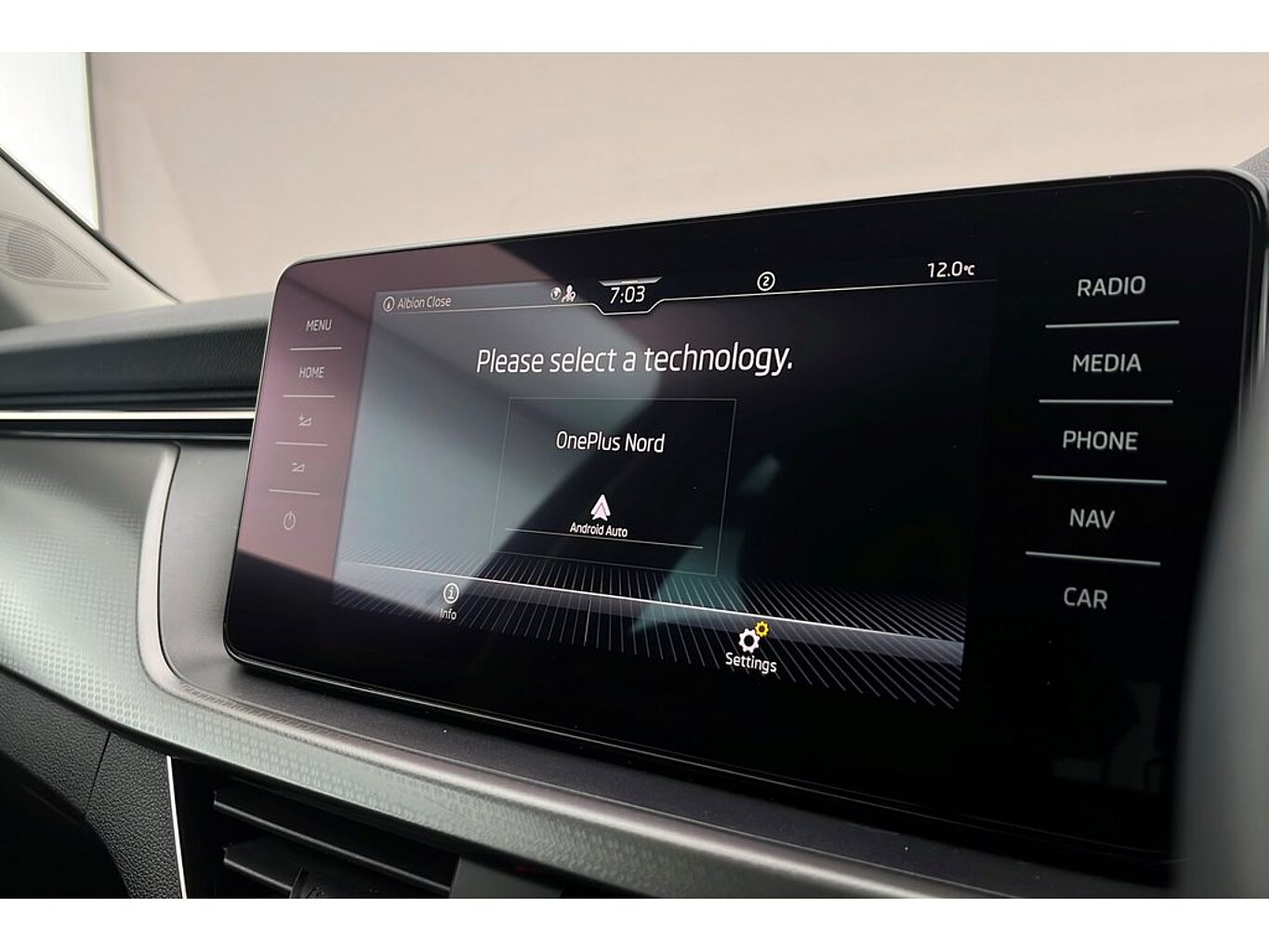 SKODA Kamiq SE L Executive 1.0 TSI 110 PS DSG