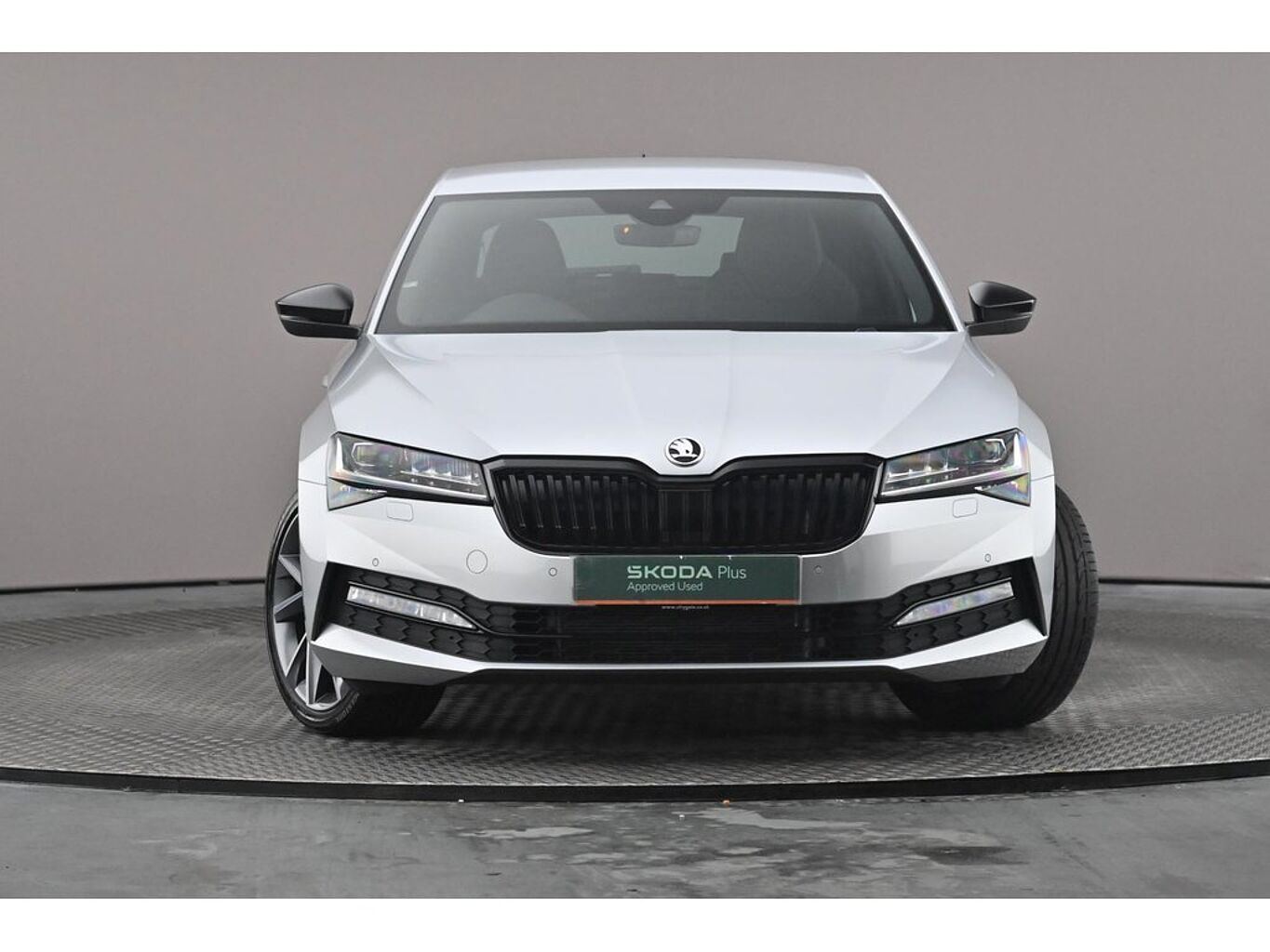 SKODA Superb Hatch SportLine Plus 1.5 TSI 150 PS DSG