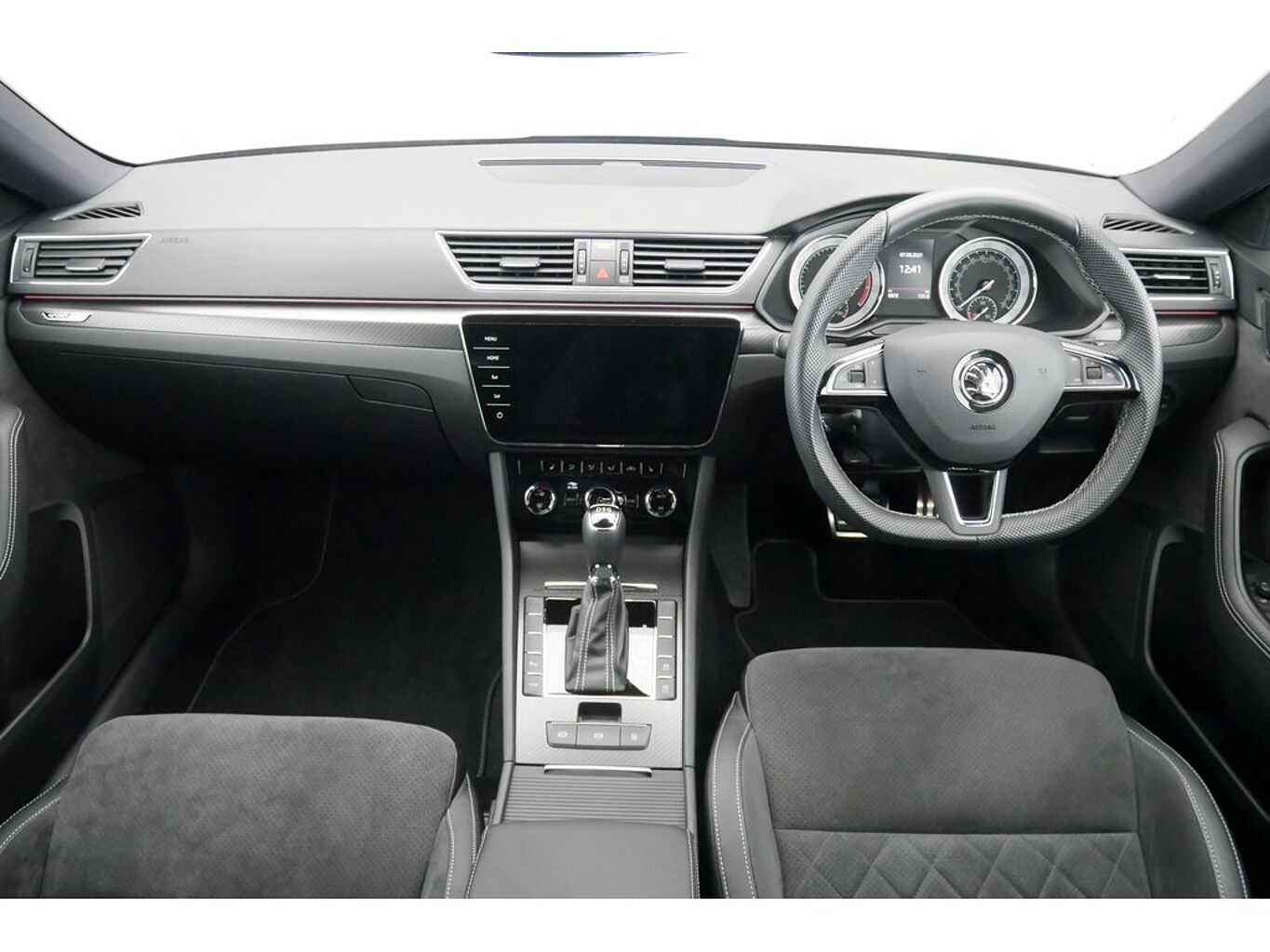 SKODA Superb Hatch Sportline Plus 1.5 TSI 150 PS DSG