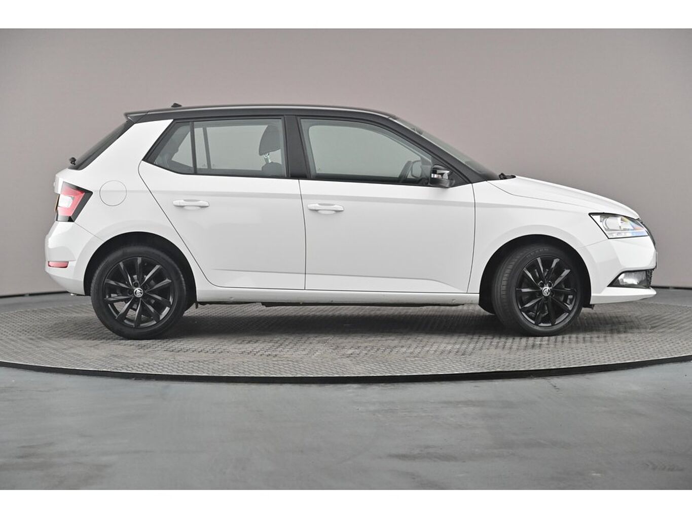 SKODA Fabia Hatch Colour Edition 1.0 TSI 95 PS DSG