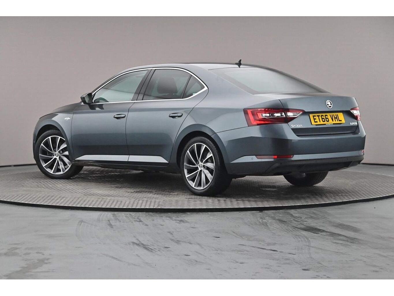 SKODA Superb Hatch L&K 2.0 TDI 150 PS DSG