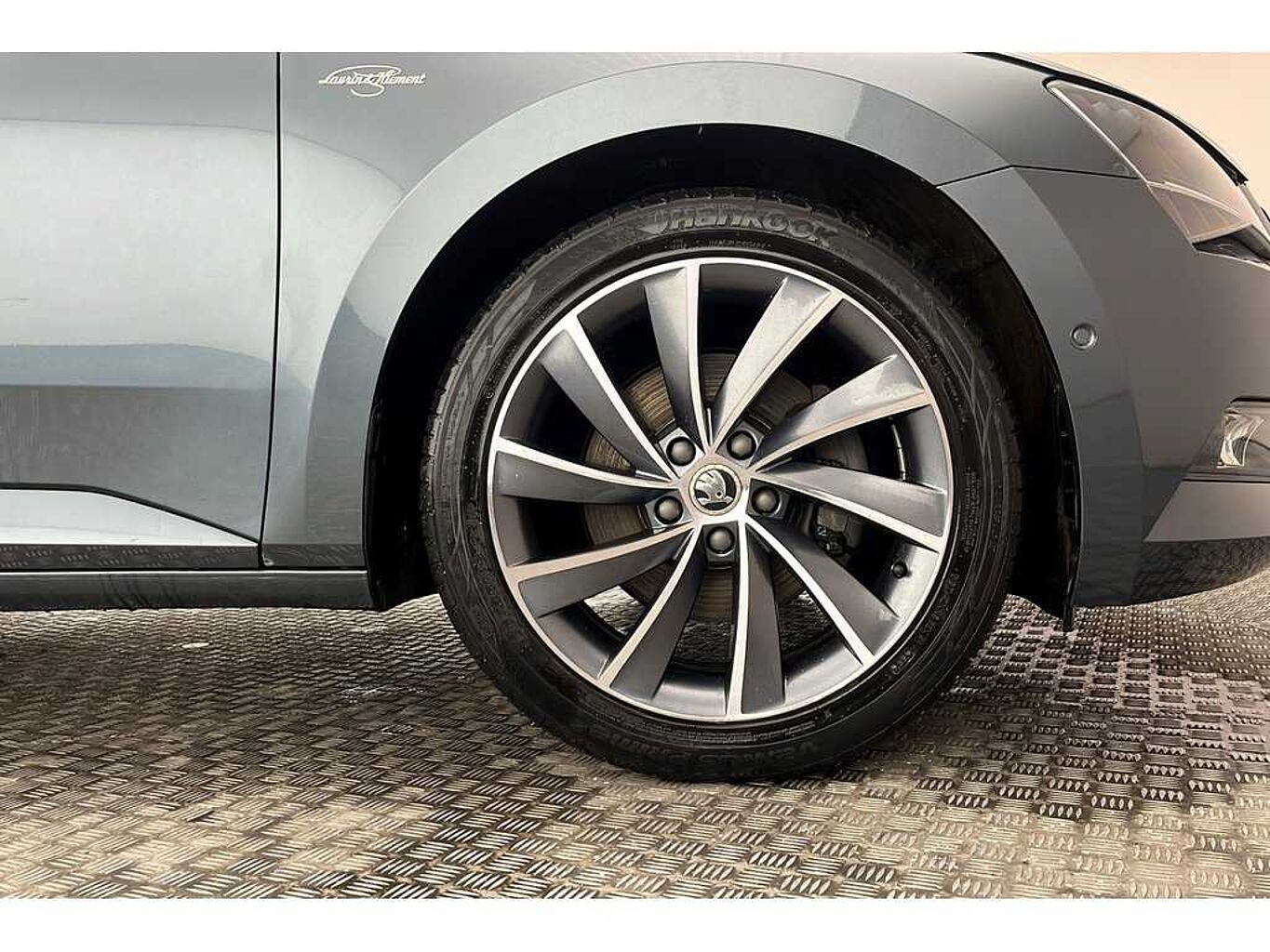 SKODA Superb Hatch L&K 2.0 TDI 150 PS DSG